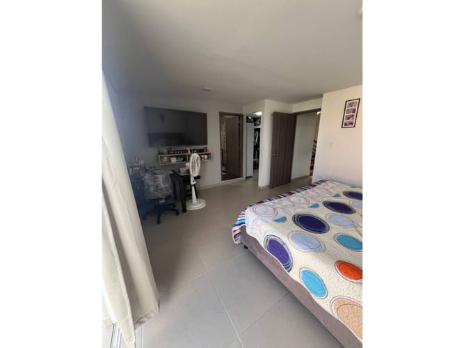 Casa de 5 alcobas en venta en Cn. Arbore Country Club, Jamundí, 230 m² · foto 15 de 24