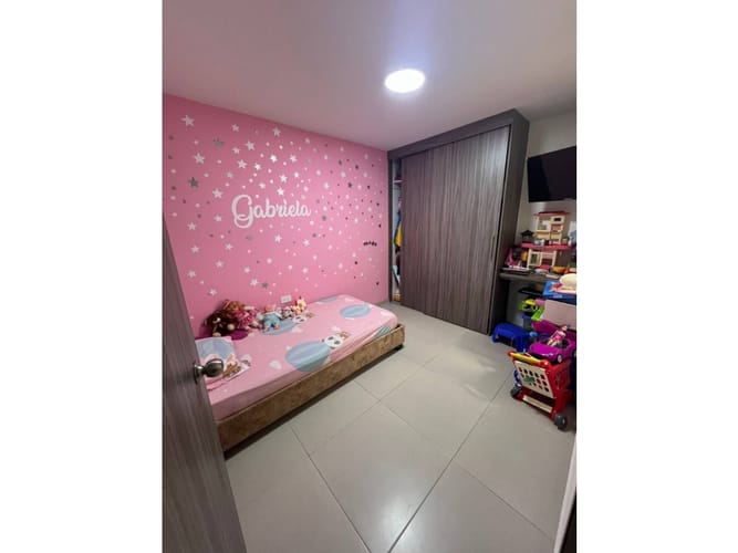 Casa de 5 alcobas en venta en Cn. Arbore Country Club, Jamundí, 230 m² · foto 20 de 24