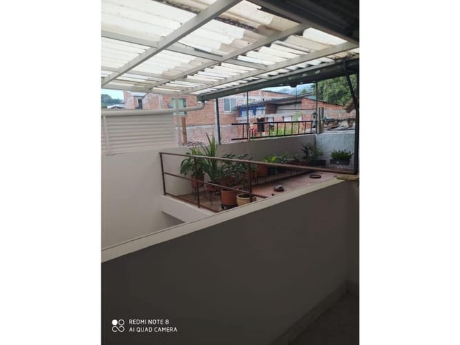 Casa de 5 alcobas en venta en Venezuela - Urb Cañaveralejo, Cali, 240 m² · foto 7 de 19