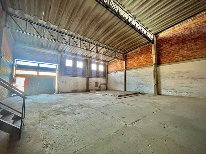Bodega en venta en Villa San Pedro Iii, Barranquilla, 670 m² · foto 2 de 7