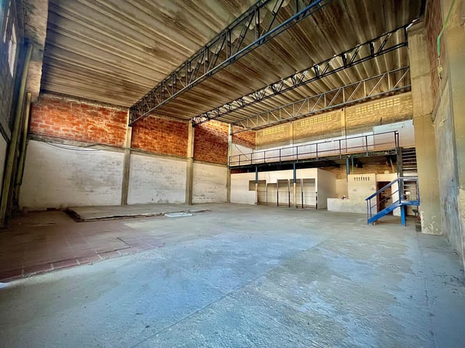 Bodega en venta en Villa San Pedro Iii, Barranquilla, 670 m² · foto 4 de 7