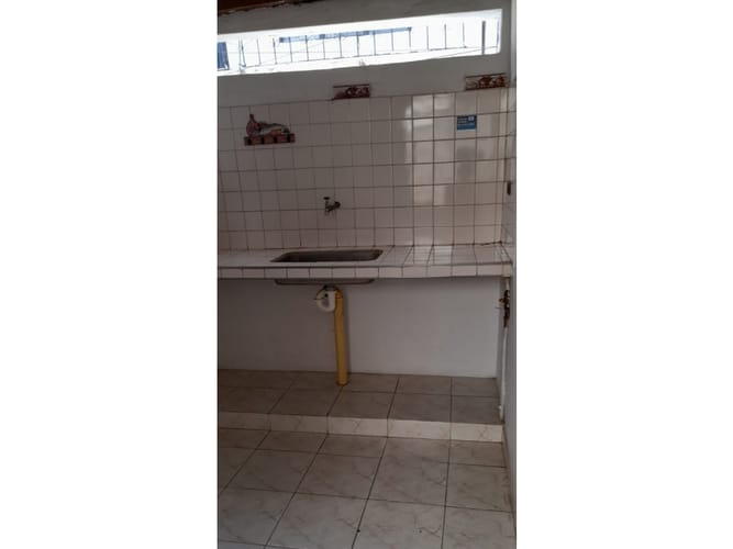 Casa de 5 alcobas en venta en Venezuela - Urb Cañaveralejo, Cali, 240 m² · foto 11 de 19
