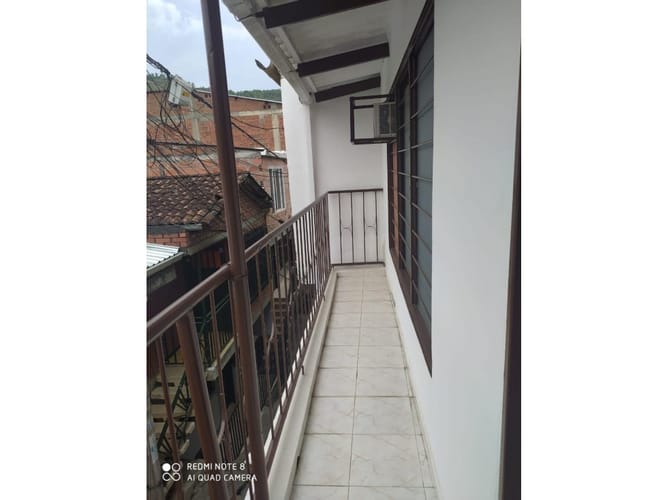 Casa de 5 alcobas en venta en Venezuela - Urb Cañaveralejo, Cali, 240 m² · foto 18 de 19