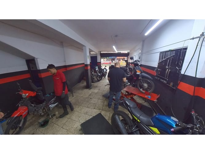 Edificio en venta en Alameda, Cali, 588 m² · foto 7 de 24