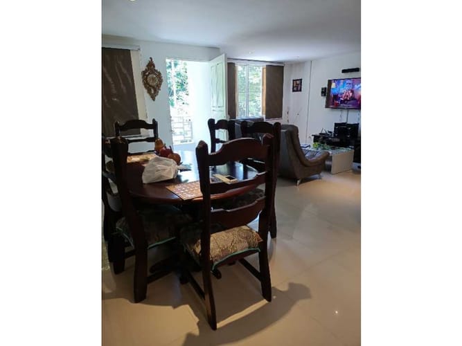 Casa de 8 alcobas en venta en San Isidro, Cali, 350 m² · foto 10 de 21