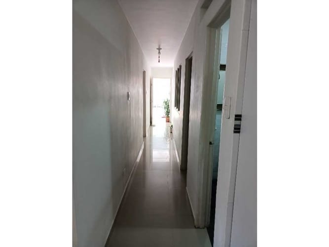 Casa de 8 alcobas en venta en San Isidro, Cali, 350 m² · foto 11 de 21