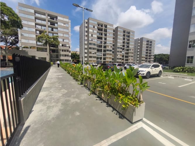 Apartamento de 2 alcobas en venta en Bochalema, Cali, 58 m² · foto 8 de 24