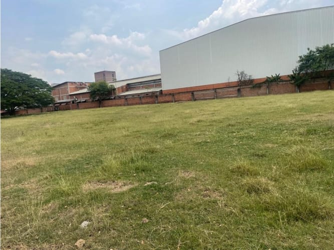 Lote en venta en Zona Industrial, Yumbo, 16696 m² · foto 3 de 10