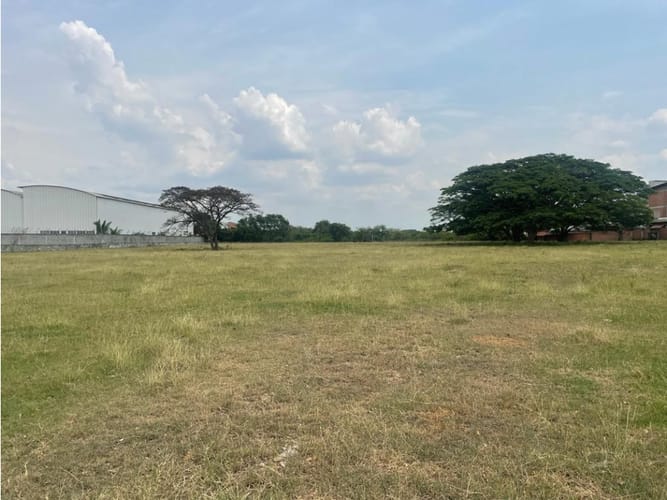 Lote en venta en Zona Industrial, Yumbo, 16696 m² · foto 6 de 10