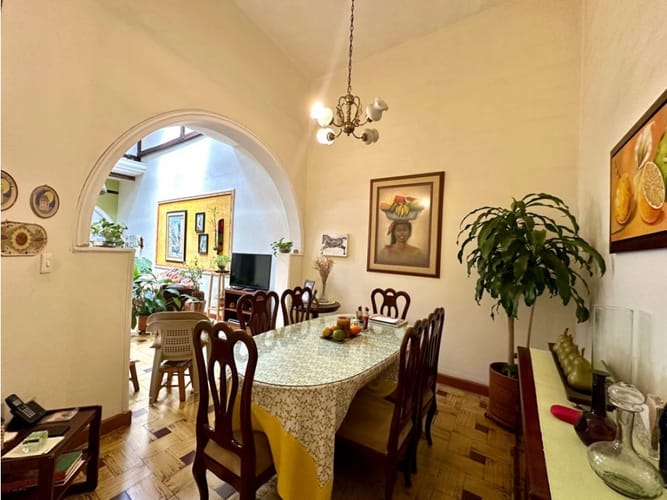 Casa de 4 alcobas en venta en San Antonio, Cali, 142 m² · foto 3 de 13