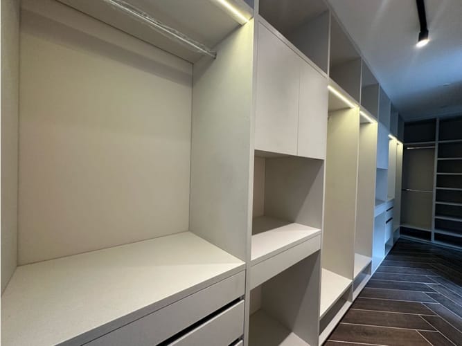 Apartamento de 3 alcobas en venta en Santa Monica, Cali, 179 m² · foto 9 de 16