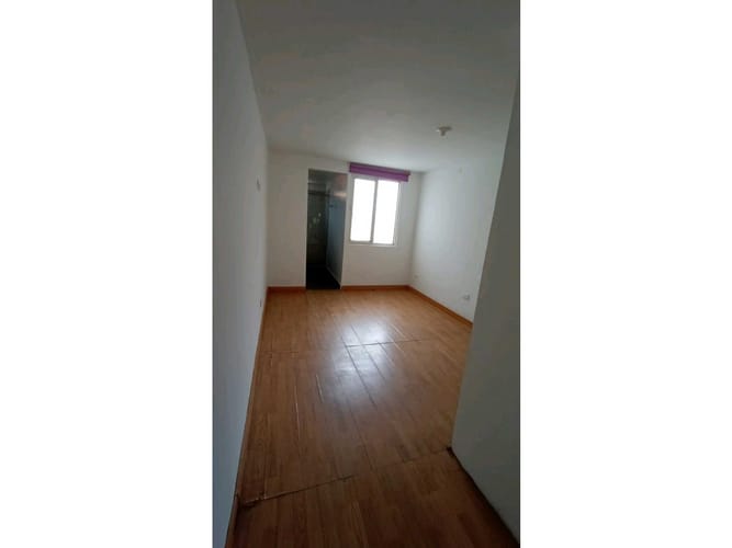 Casa de 7 alcobas en venta en Cr. Los Naranjos, Jamundí, 480 m² · foto 10 de 24