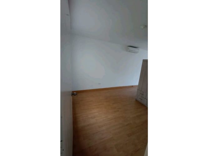 Casa de 7 alcobas en venta en Cr. Los Naranjos, Jamundí, 480 m² · foto 11 de 24
