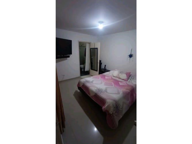 Casa de 7 alcobas en venta en Cr. Los Naranjos, Jamundí, 480 m² · foto 17 de 24