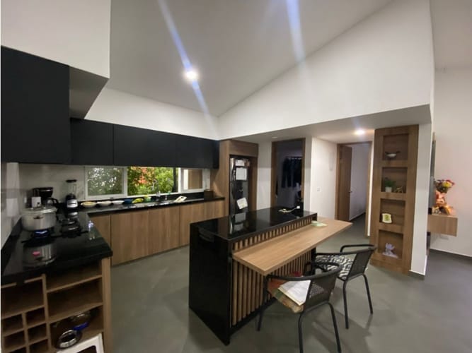 Casa de 4 alcobas en venta en Cn. Club De Campo La Morada, Cali, 305 m² · foto 3 de 13