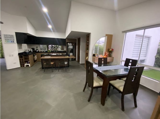 Casa de 4 alcobas en venta en Cn. Club De Campo La Morada, Cali, 305 m² · foto 8 de 13