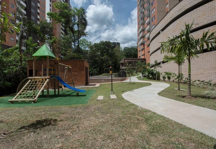 Apartamento de 3 alcobas en venta en El Carmelo, Sabaneta, 70 m² · foto 19 de 24