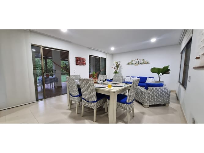 Casa de 4 alcobas en venta en La Morada, Jamundí, 310 m² · foto 21 de 24