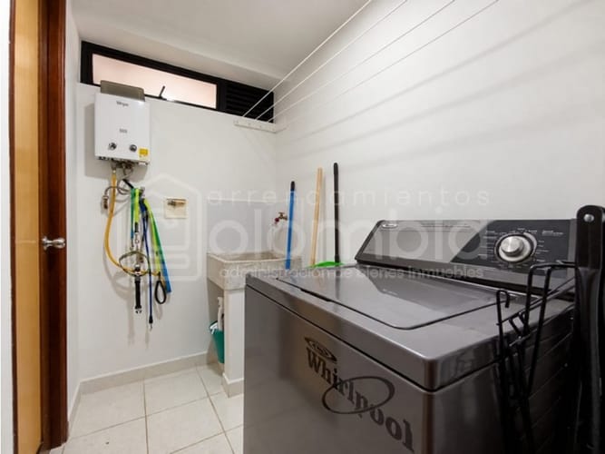 Apartamento de 2 alcobas en arriendo en Zuñiga, Envigado, 108 m² · foto 6 de 15