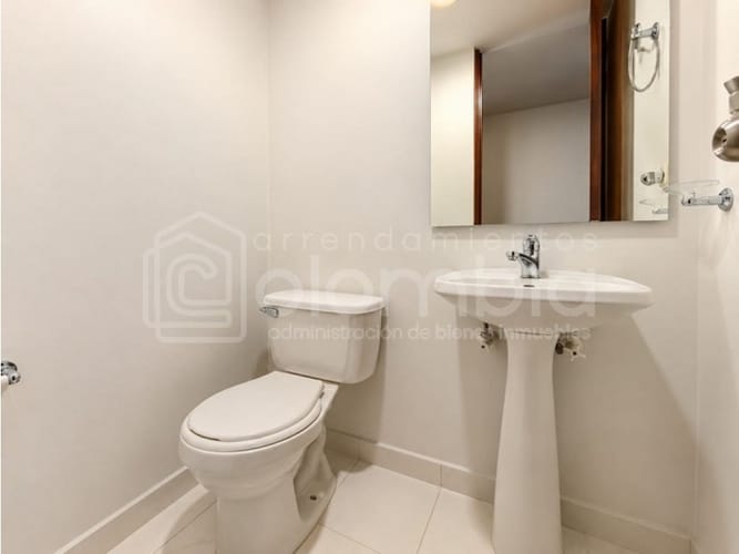 Apartamento de 2 alcobas en arriendo en Zuñiga, Envigado, 108 m² · foto 8 de 15
