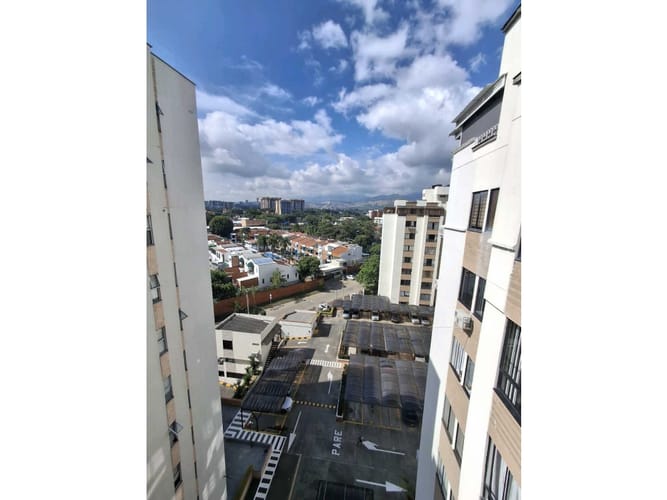 Apartamento de 4 alcobas en venta en La Hacienda, Cali, 238 m² · foto 8 de 24