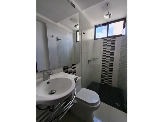 Apartamento de 4 alcobas en venta en La Hacienda, Cali, 238 m² · foto 11 de 24