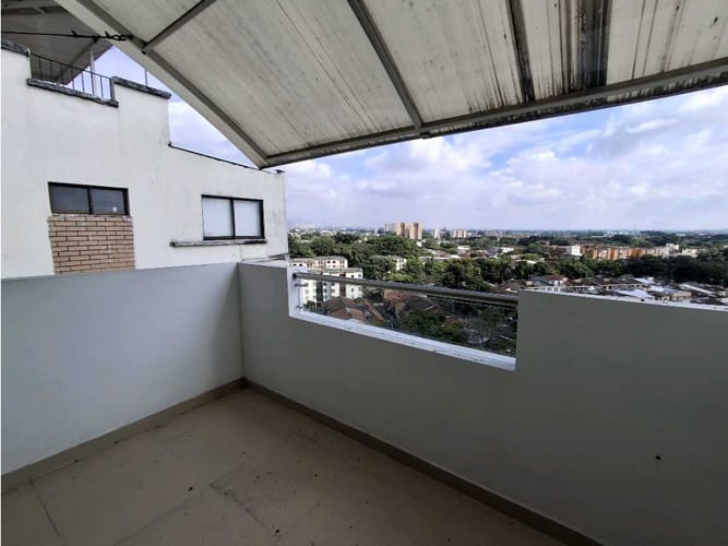 Apartamento de 4 alcobas en venta en La Hacienda, Cali, 238 m² · foto 17 de 24