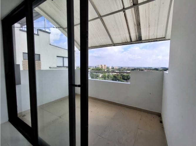 Apartamento de 4 alcobas en venta en La Hacienda, Cali, 238 m² · foto 18 de 24