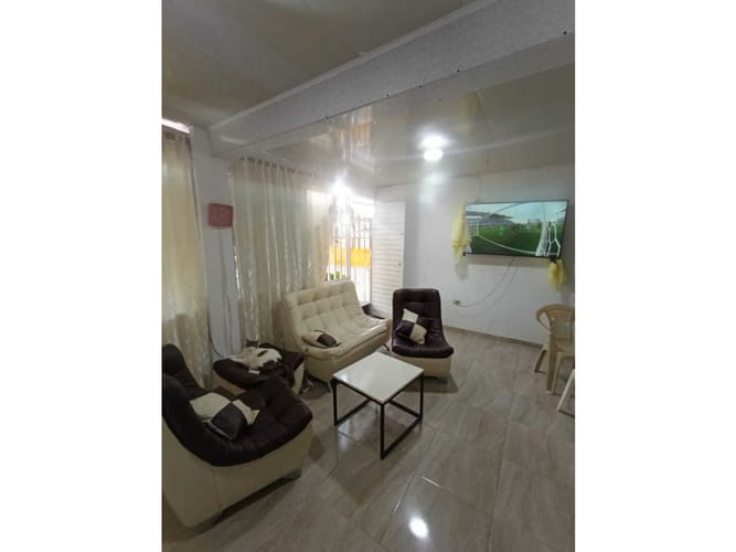 Casa de 4 alcobas en venta en Pizamos, Cali, 180 m² · foto 6 de 24