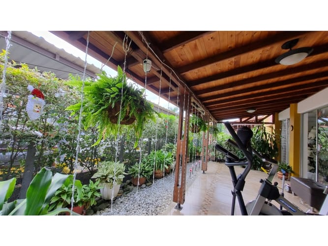 Casa de 5 alcobas en venta en Pance, Cali, 230 m² · foto 4 de 24