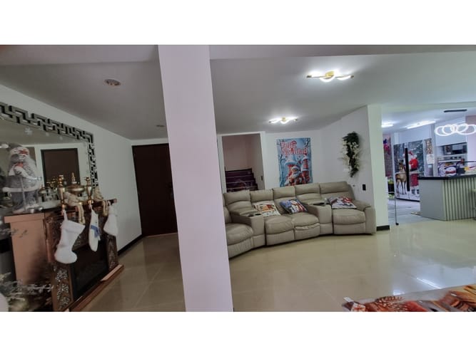 Casa de 5 alcobas en venta en Pance, Cali, 230 m² · foto 6 de 24