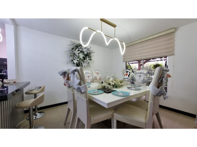 Casa de 5 alcobas en venta en Pance, Cali, 230 m² · foto 9 de 24