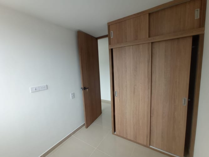 Apartamento de 2 alcobas en arriendo en Bucaros, Bello, 58 m² · foto 2 de 20