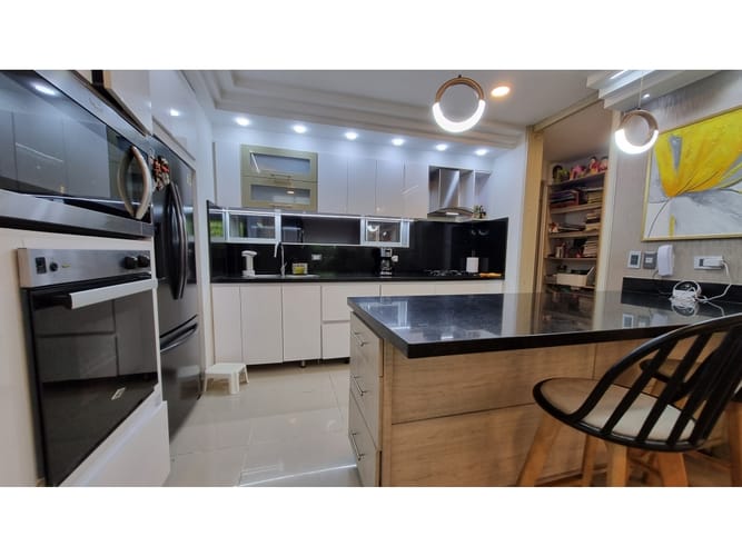 Apartamento de 3 alcobas en venta en Pance, Cali, 135 m² · foto 2 de 24