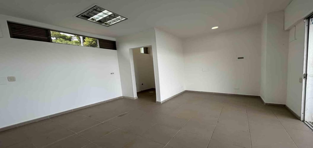Local en venta en Jardin I Etapa, Pereira, 18 m² · foto 5 de 9