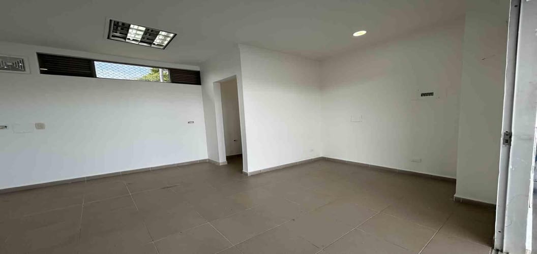 Local en venta en Jardin I Etapa, Pereira, 18 m² · foto 7 de 9