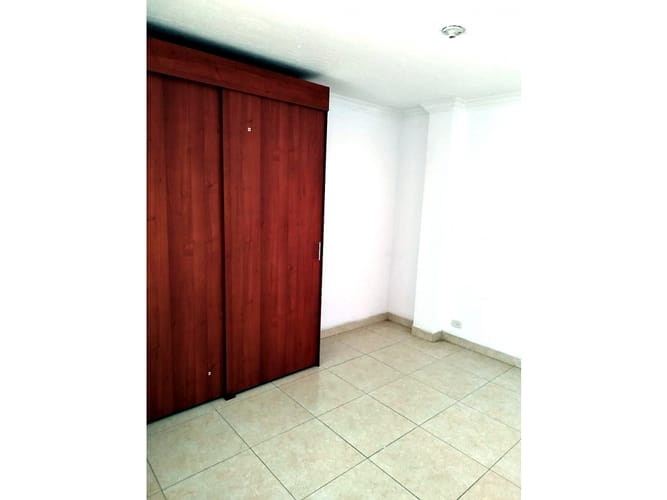 Edificio en venta en Ciudad Modelo, Cali, 630 m² · foto 14 de 16