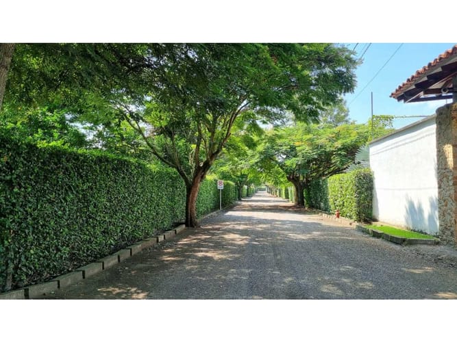 Casa en venta en Ciudad Capri, Cali, 960 m² · foto 8 de 18