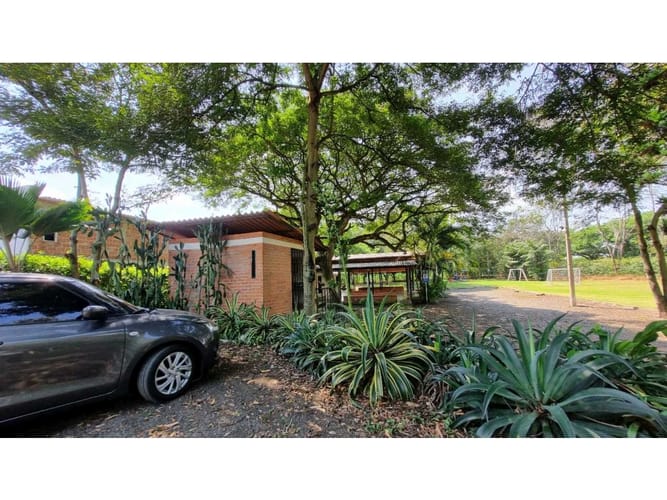 Casa en venta en Ciudad Capri, Cali, 960 m² · foto 10 de 18