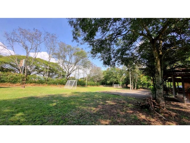 Casa en venta en Ciudad Capri, Cali, 960 m² · foto 16 de 18