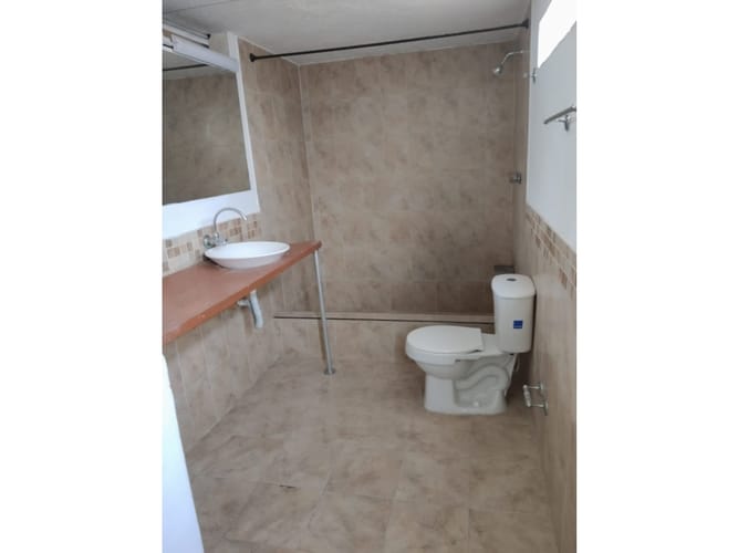 Edificio en venta en Departamental, Cali, 650 m² · foto 6 de 19