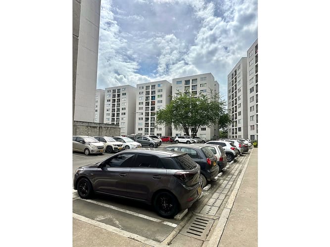 Apartamento de 3 alcobas en venta en Belalcazar, Yumbo, 54 m² · foto 11 de 11