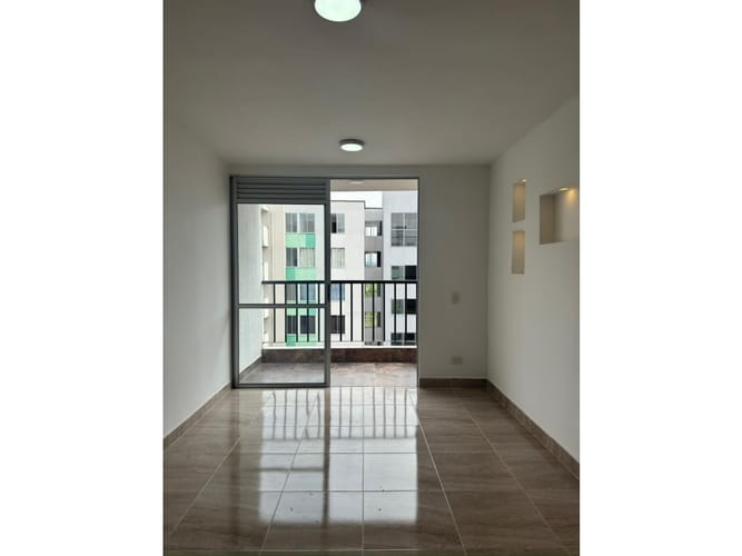 Apartamento de 3 alcobas en venta en Sachamate, Jamundí, 51 m² · foto 2 de 23