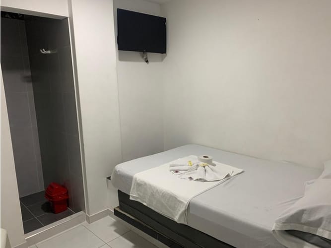 Edificio en venta en San Pedro, Cali, 396 m² · foto 8 de 24