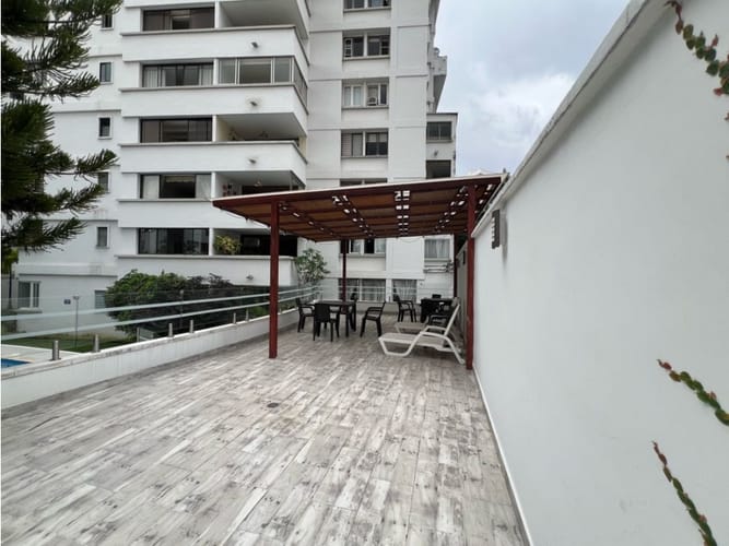 Apartamento de 3 alcobas en venta en Santa Teresita, Cali, 182 m² · foto 2 de 24