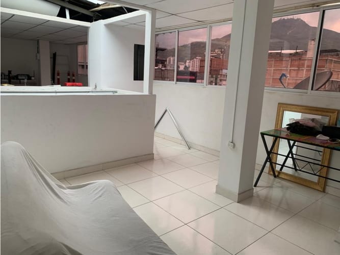 Edificio en venta en San Pedro, Cali, 396 m² · foto 20 de 24