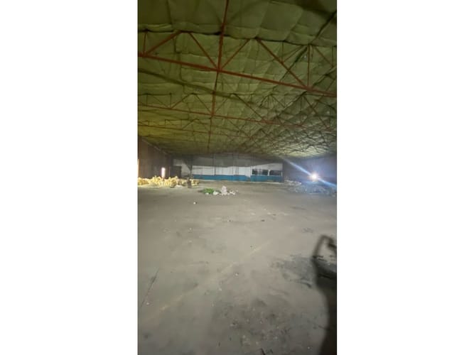 Bodega en venta en El Gran Limonar Cataya, Cali, 1861 m² · foto 2 de 24