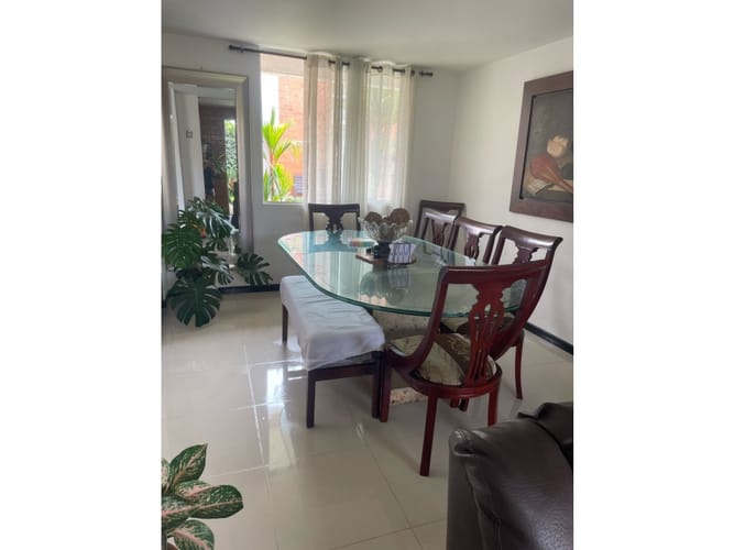 Casa de 3 alcobas en venta en Cinco Soles, Jamundí, 188 m² · foto 8 de 21