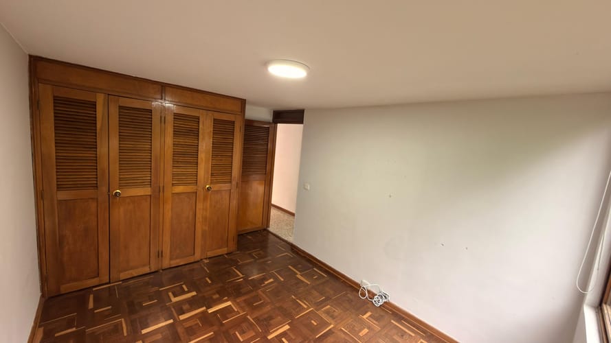 Apartamento de 3 alcobas en venta en El Poblado, Medellín, 130 m² · foto 11 de 17