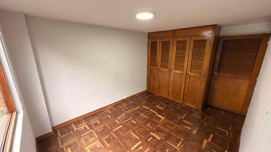Apartamento de 3 alcobas en venta en El Poblado, Medellín, 130 m² · foto 10 de 17